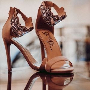 Sandal Heels w/ Gems